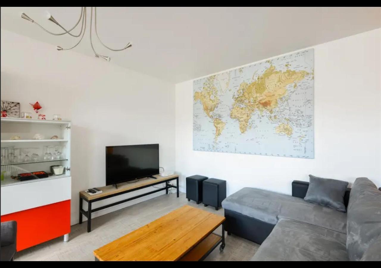 Lovely Appart Apartment Лориан Екстериор снимка